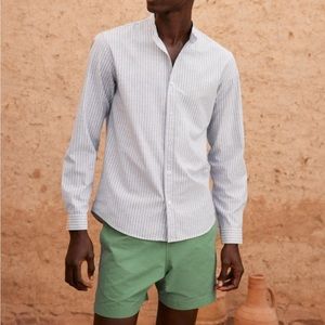 Octobre Men’s Button Down, light blue, size small